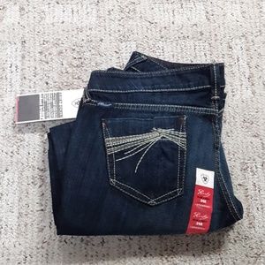 🏜New ladies Ruby Ariat slim &sexy jeans